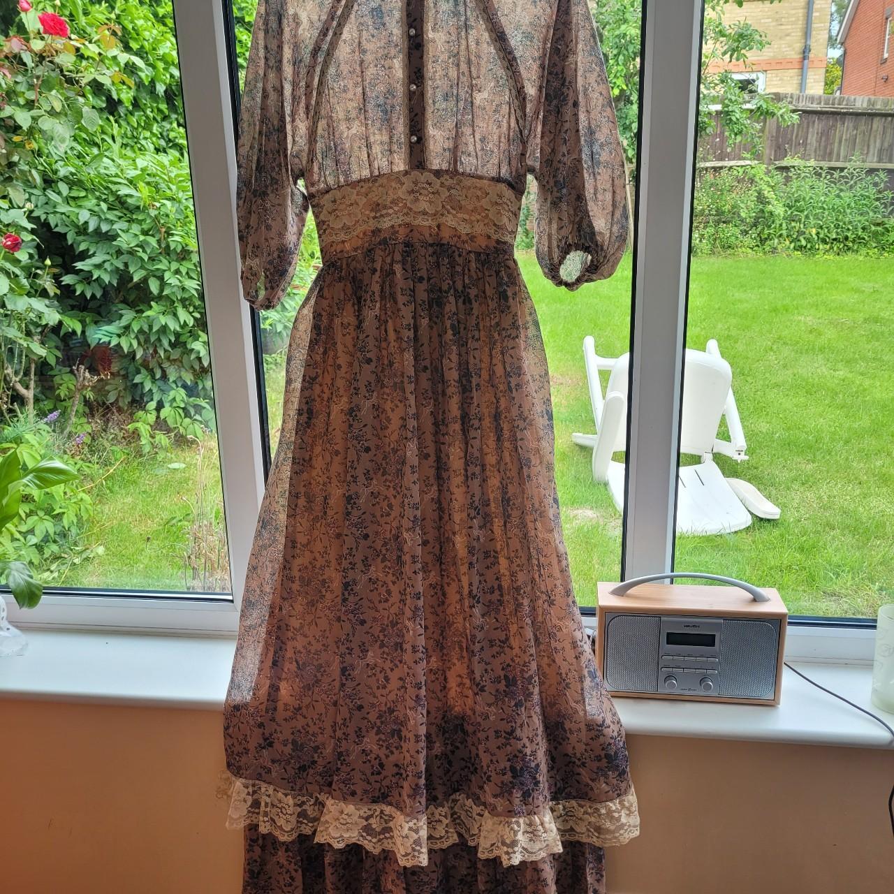 Gunne Sax Vintage 70s Rare Unicorn print maxi dress. | Depop