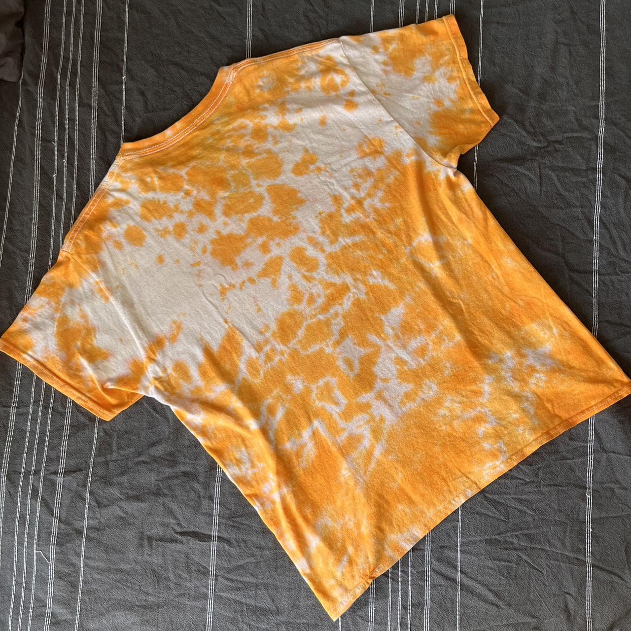 Men's Orange and White T-shirt | Depop