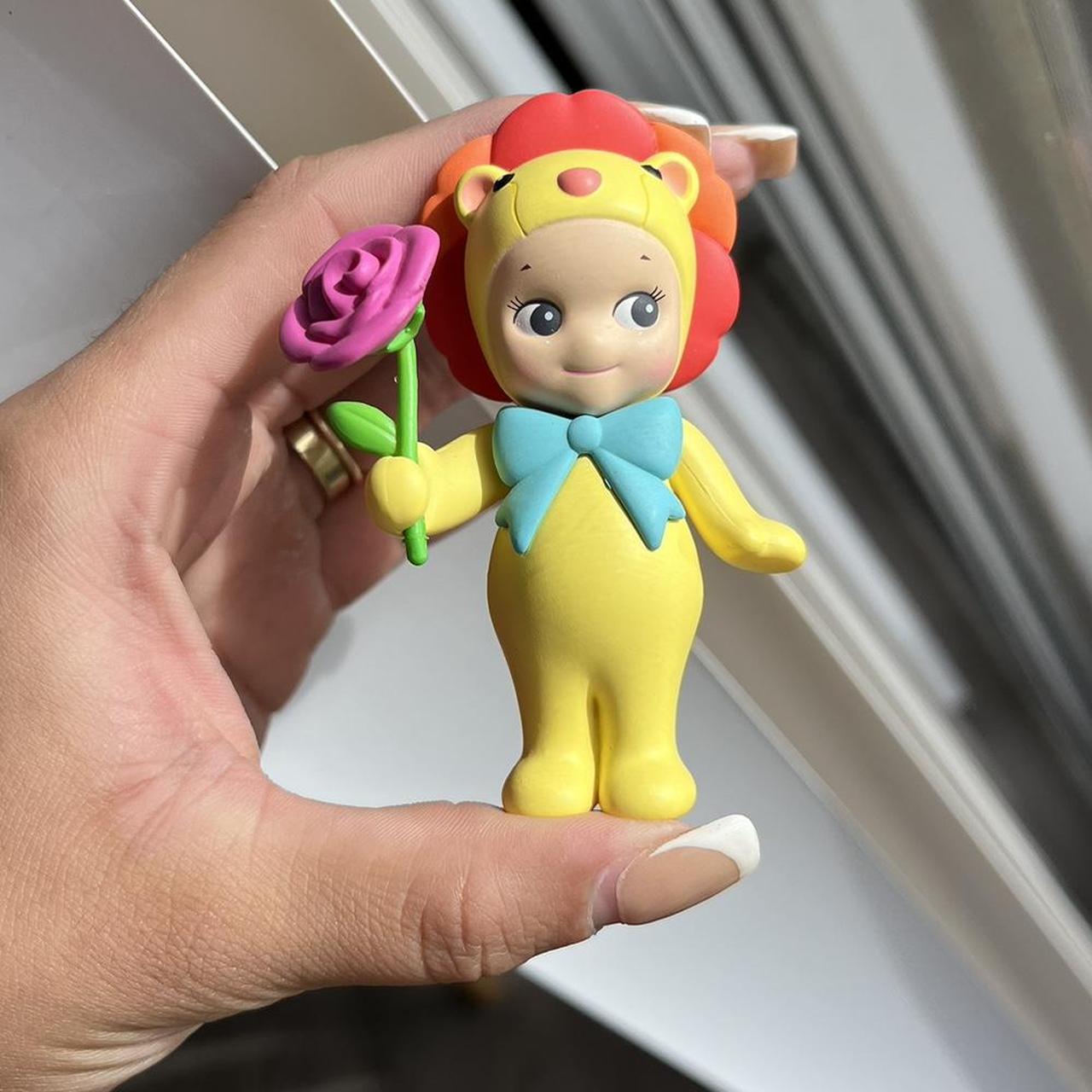 item listed by chelseaapolonia