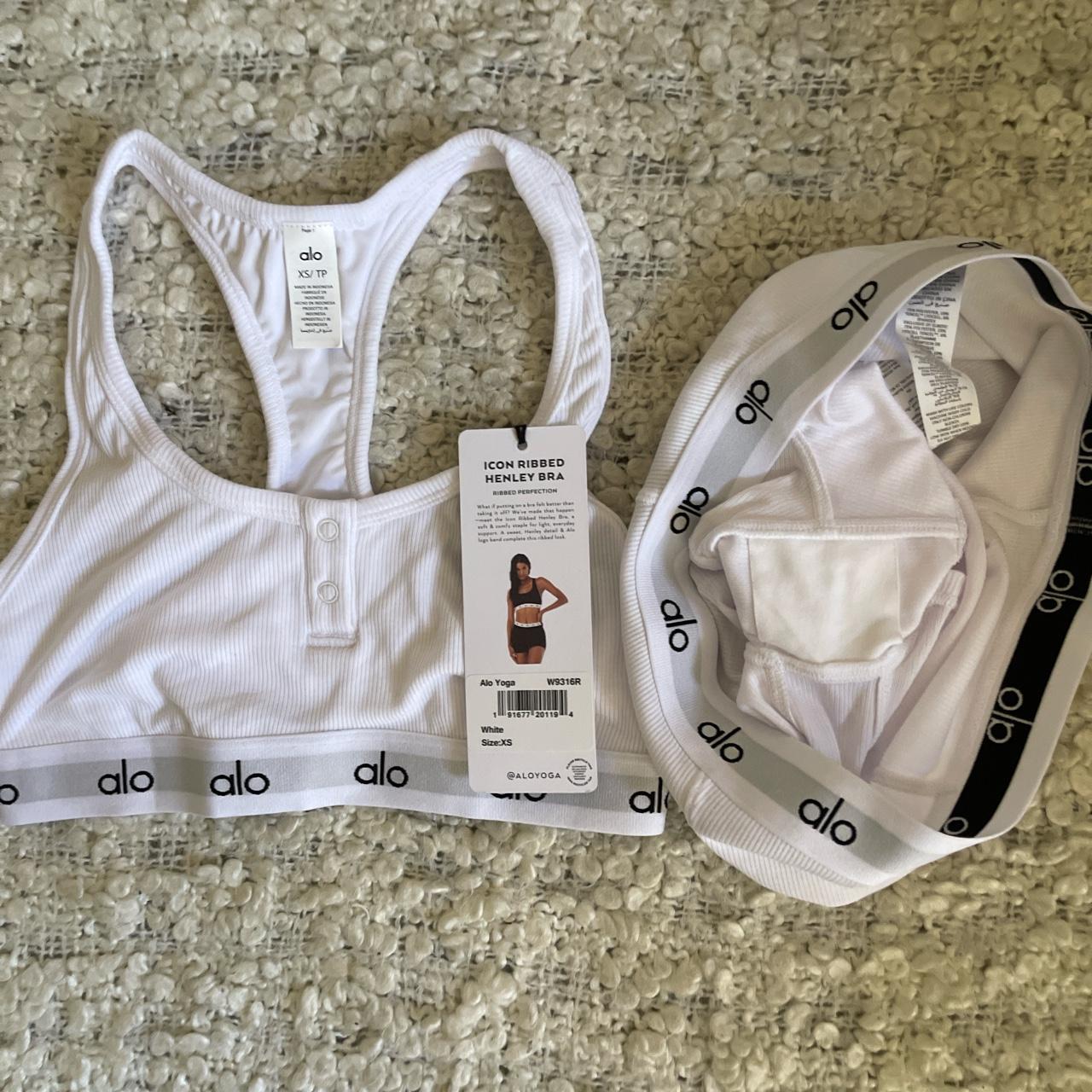 Alo Icon Ribbed Henley Bra and Boy Shorts in White - Depop