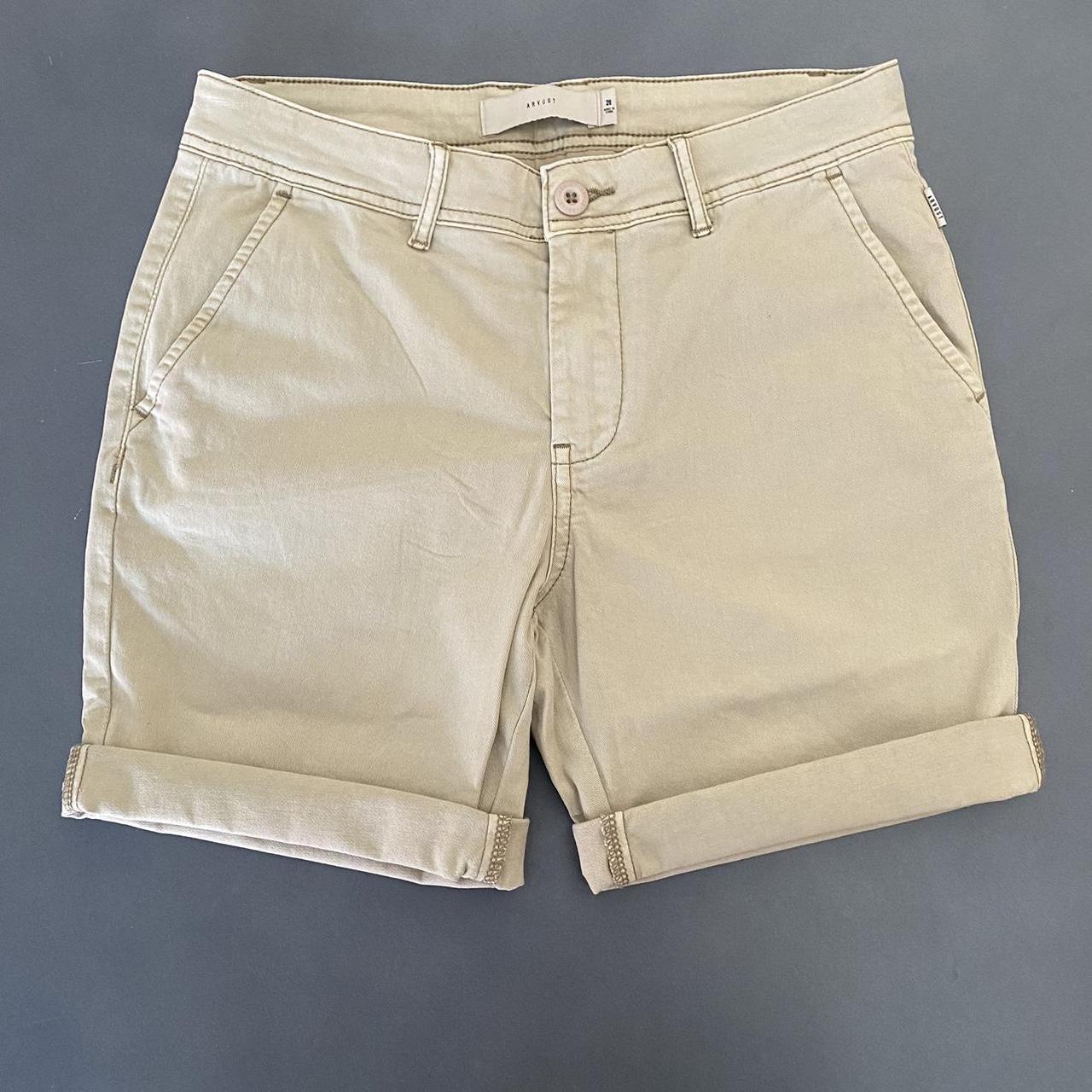 Arvust Preston short tan. Chino short cut. Brand new. Depop