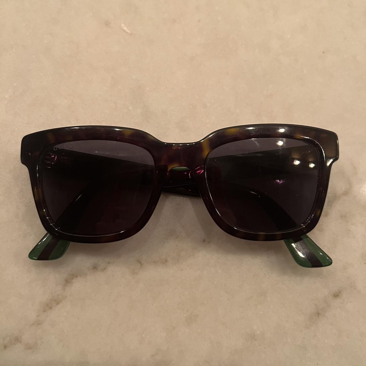 Gucci Women's Green and Red Sunglasses | Depop