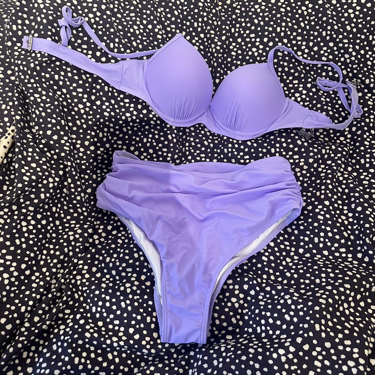 item listed by hollyclarksonxox