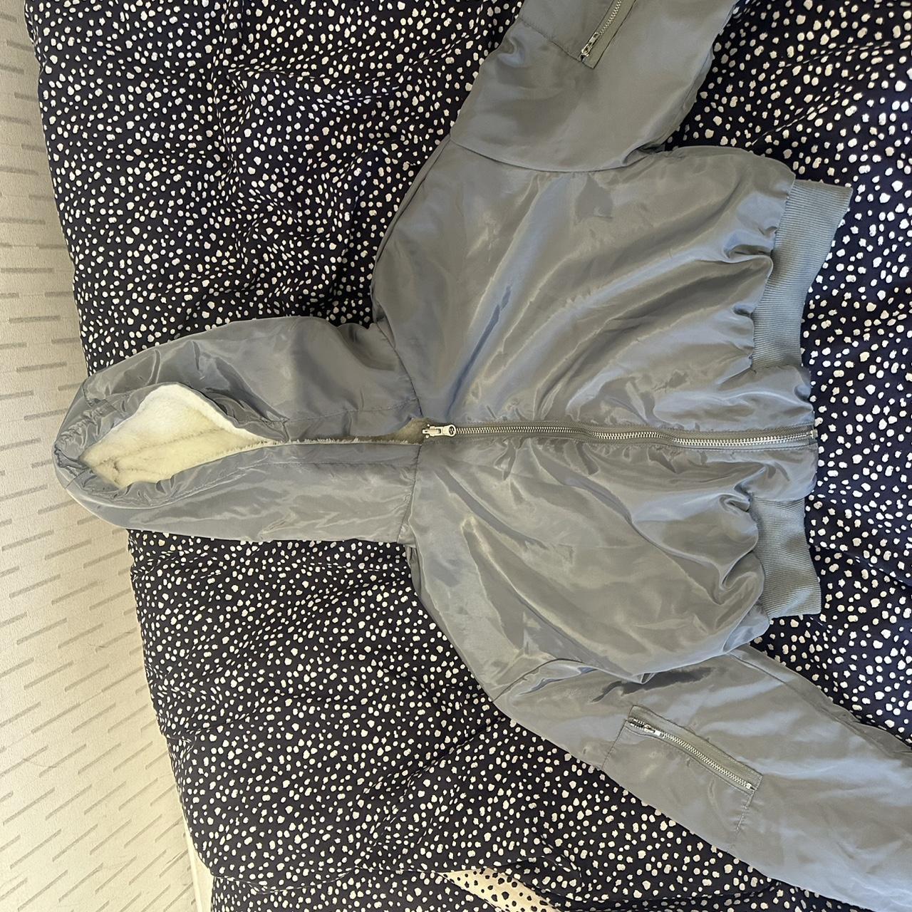 item listed by hollyclarksonxox
