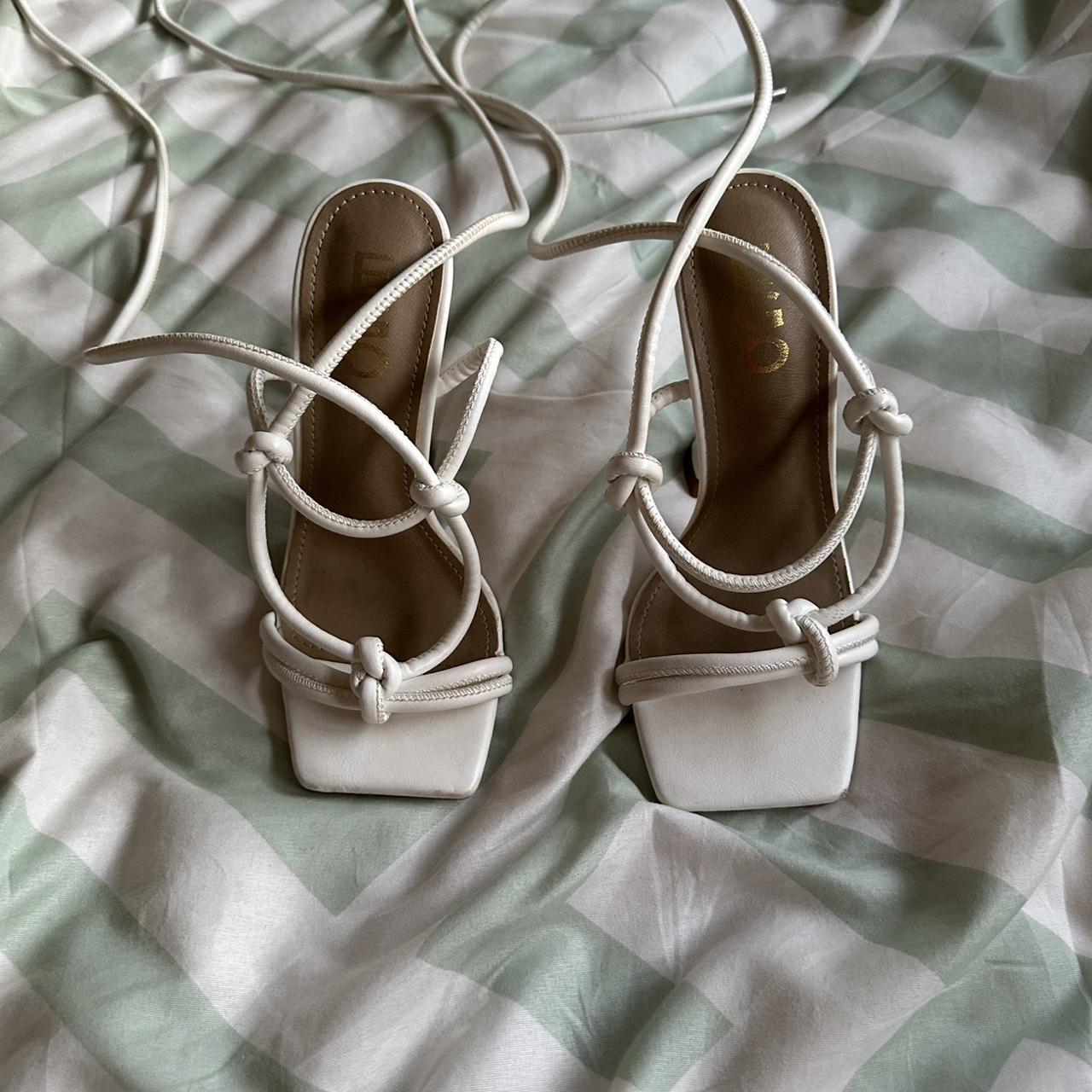 item listed by hollyclarksonxox