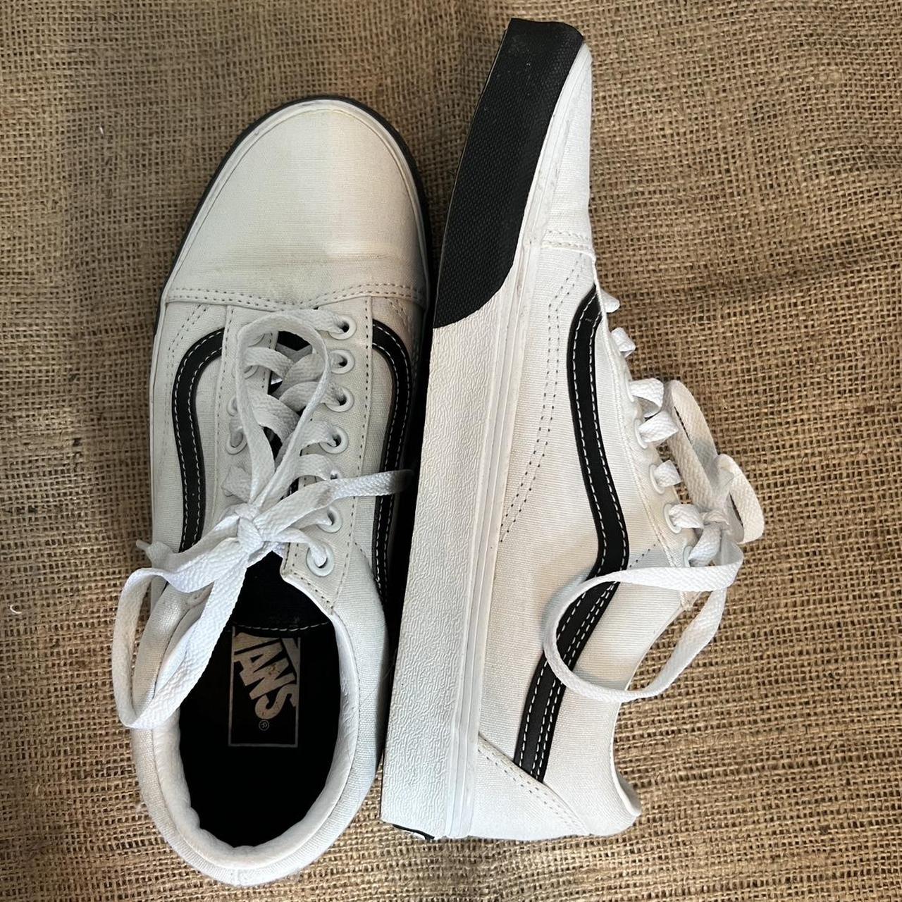 White vans best sale black stripe womens