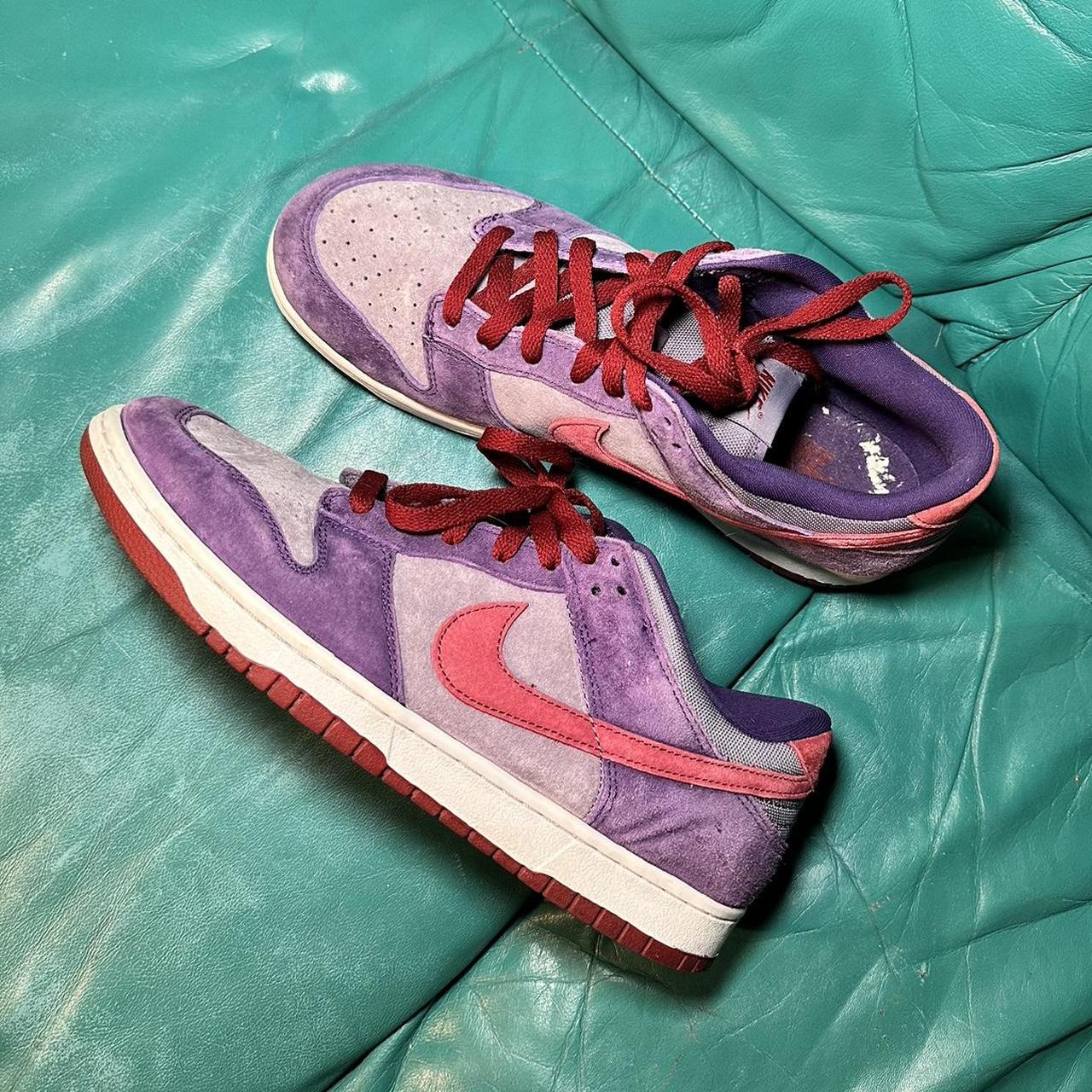 plum colored nike shoes