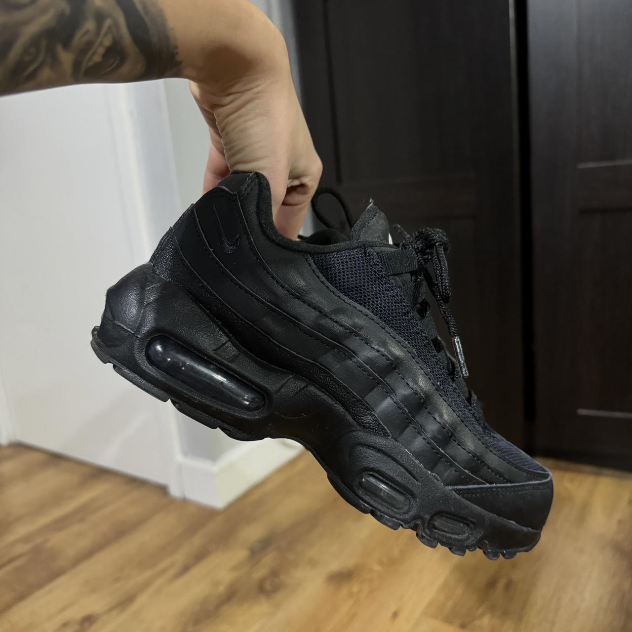 womens nike 95's