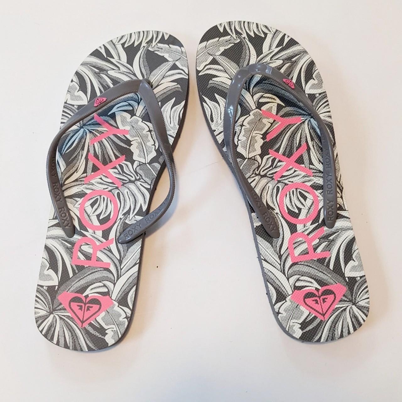 roxy flip flops