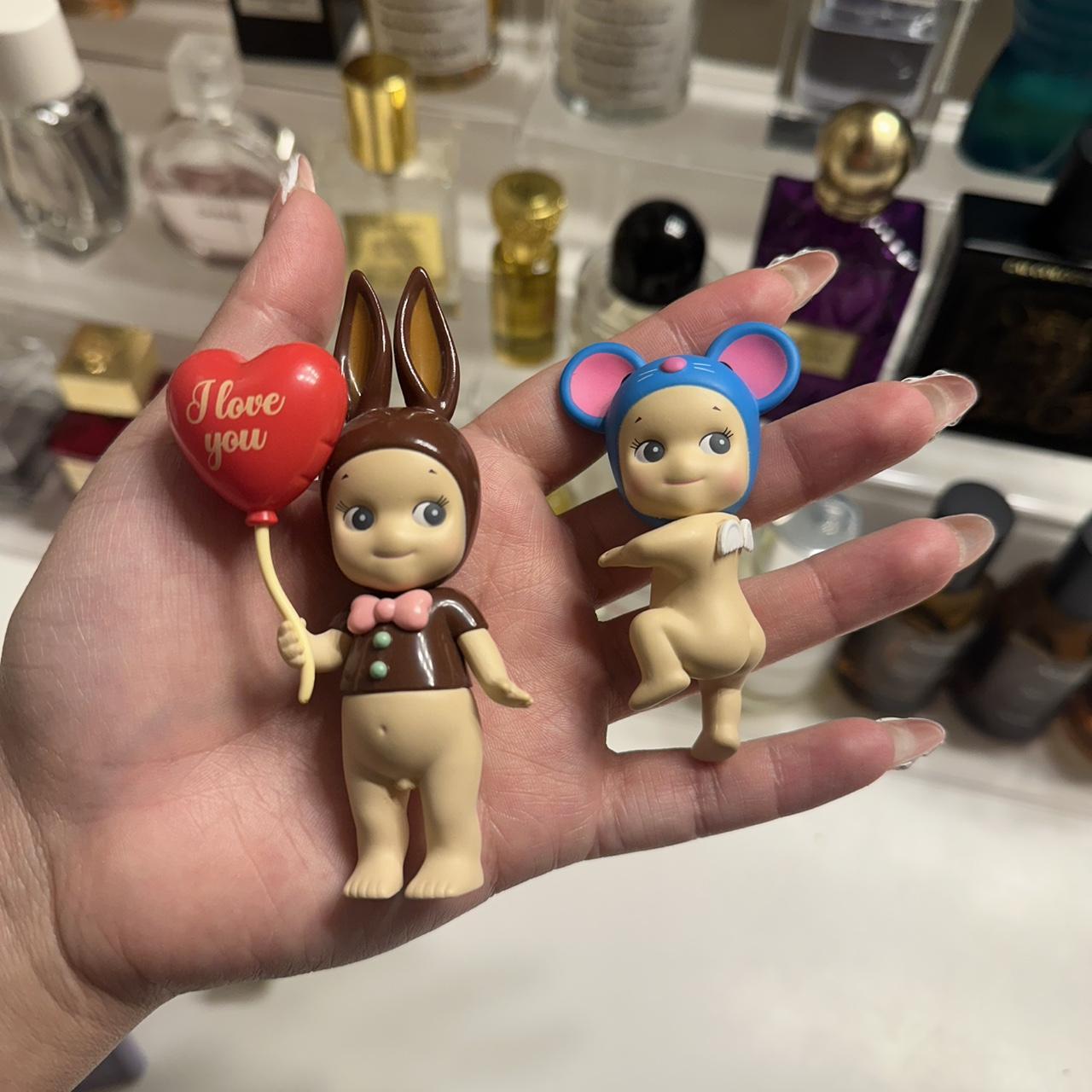 item listed by danyelleashleyy