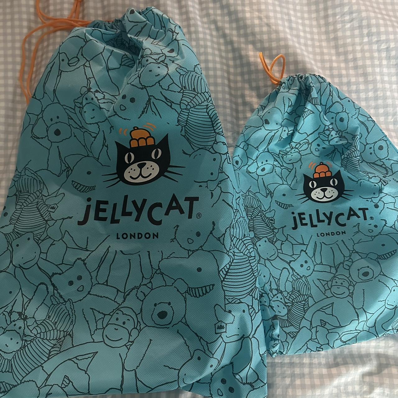 item listed by danyelleashleyy