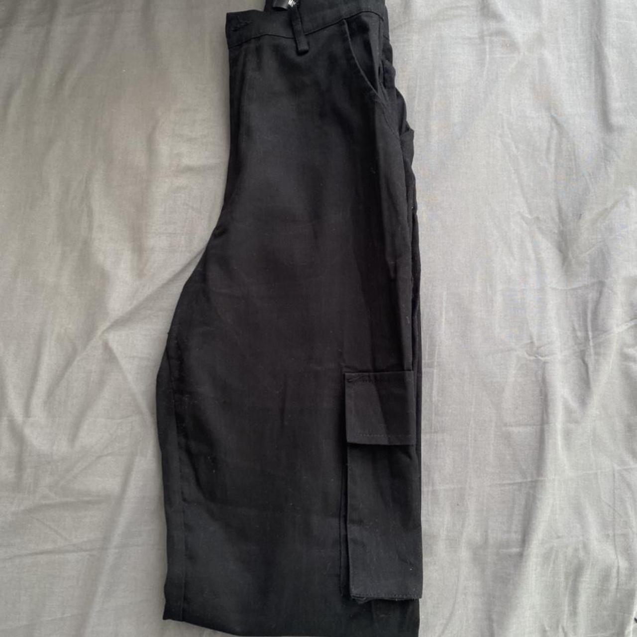 black cargos petite