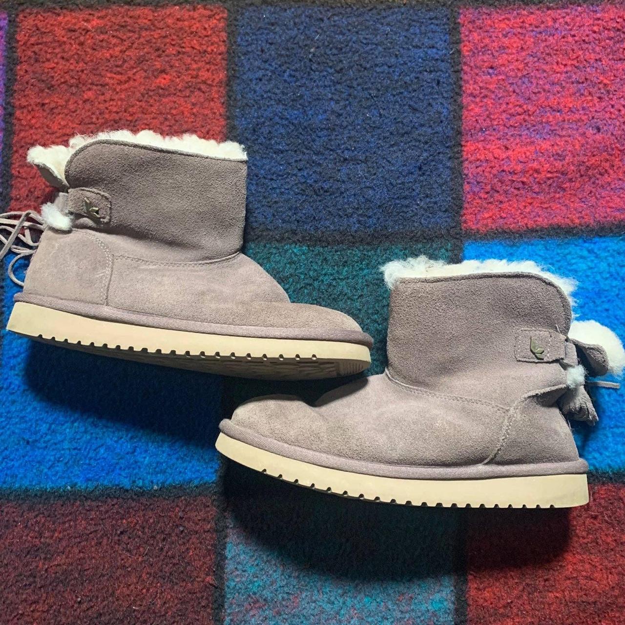 Koolaburra by UGG Jaelyn Mini Taupe Suede Leather... - Depop