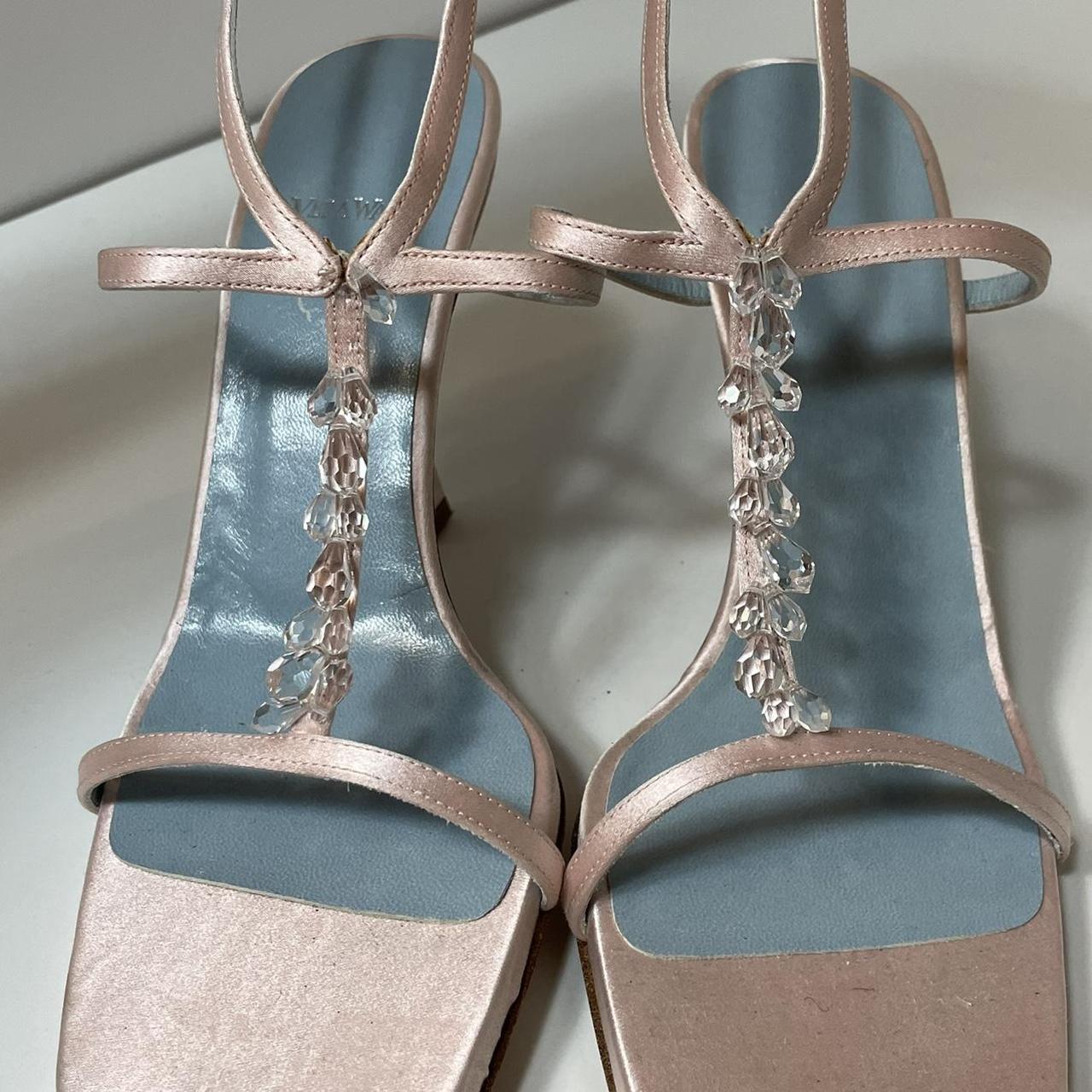 Vera deals wang sandals