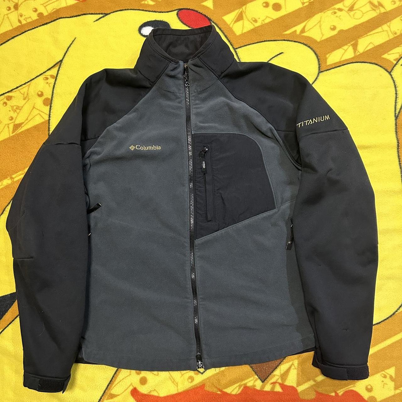 Awesome Columbia Titanium softshell jacket in black - Depop