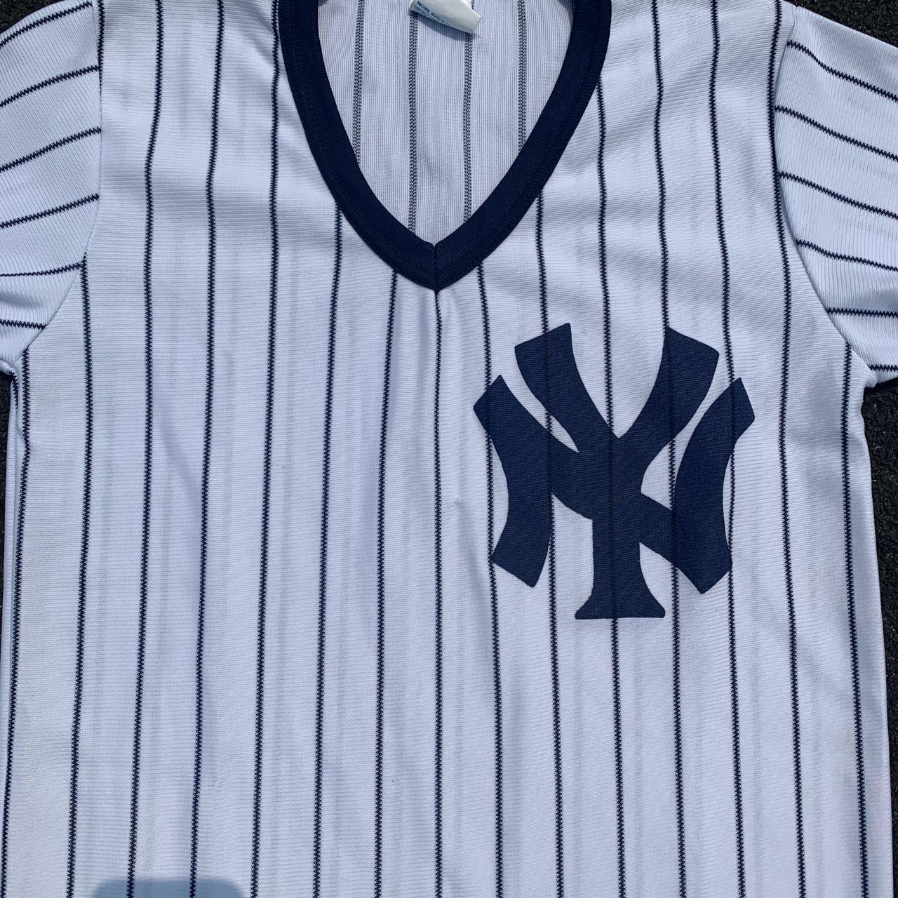 Vintage New York Yankees Jersey shirt size Small - Depop