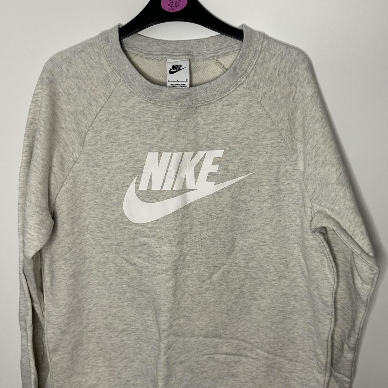 item listed by laracarson