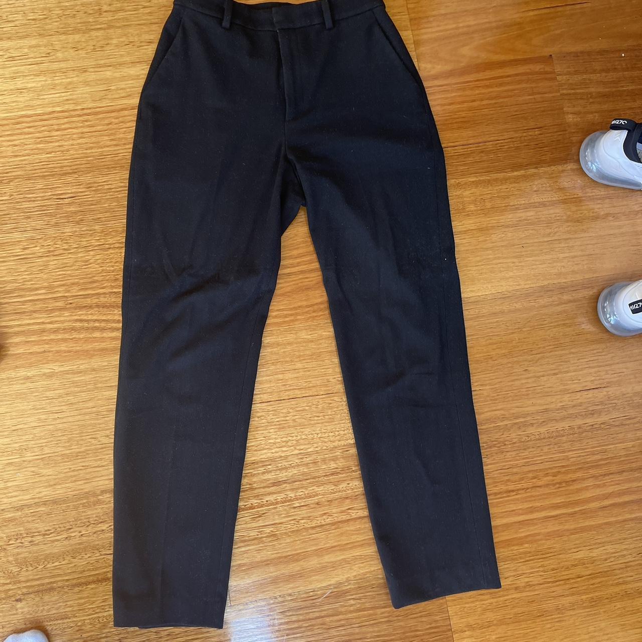 Uniqlo smart ankle pants XS (24-25 inch waist)... - Depop