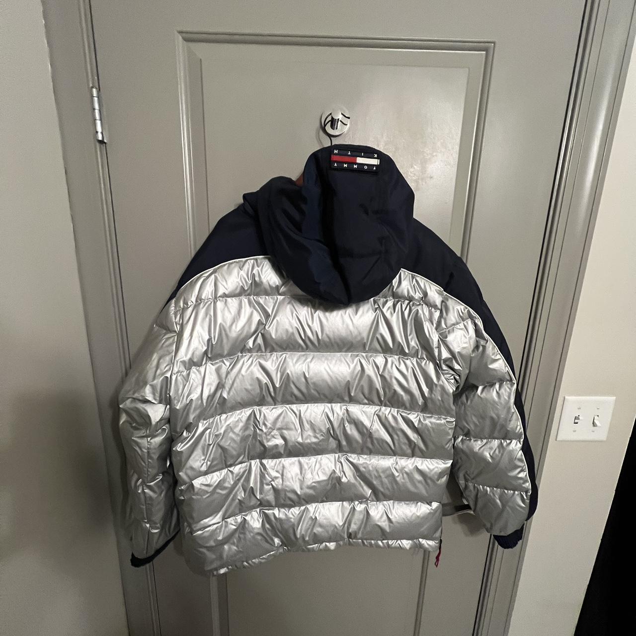 Kith x tommy hilfiger expedition on sale puffer pullover silver