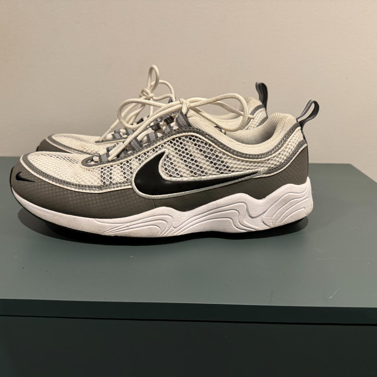 Nike spiridon white ash best sale