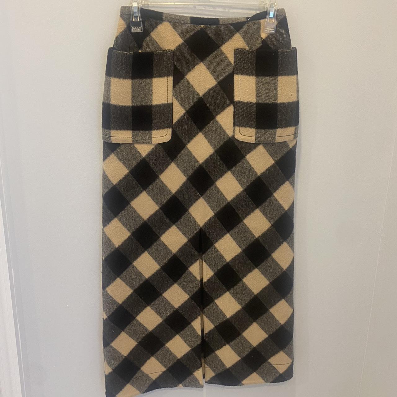 Black and White checkered skirt. wool lined with