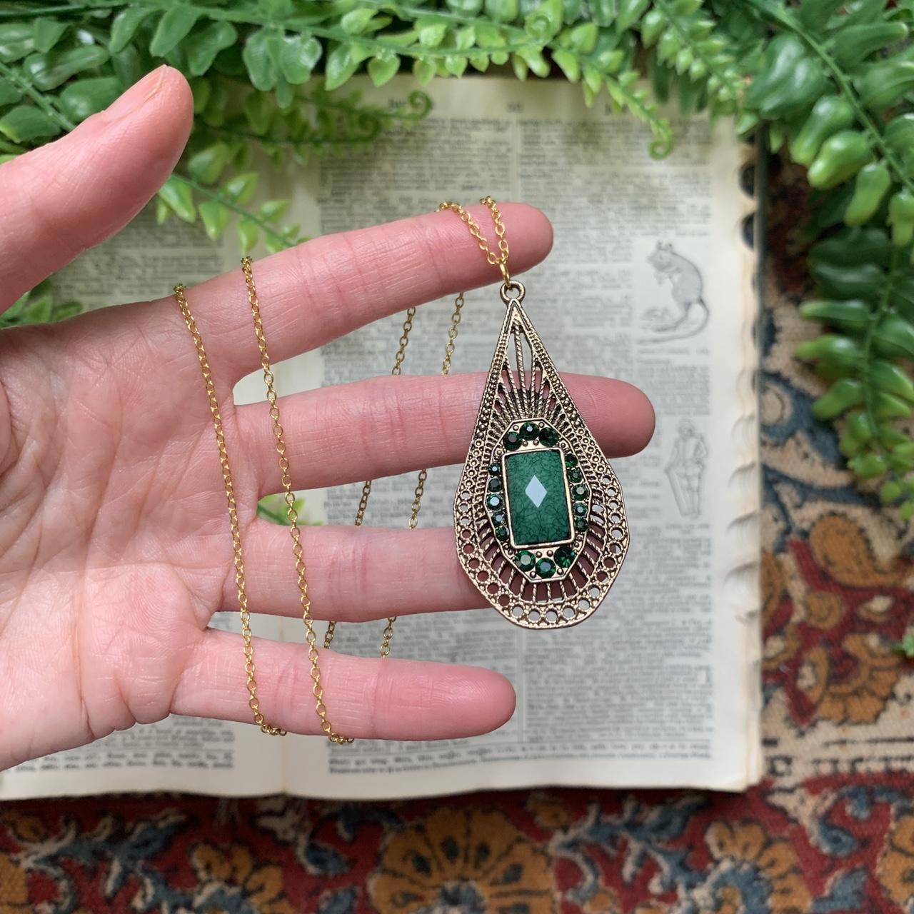 Women's Gold and Green Jewellery Depop