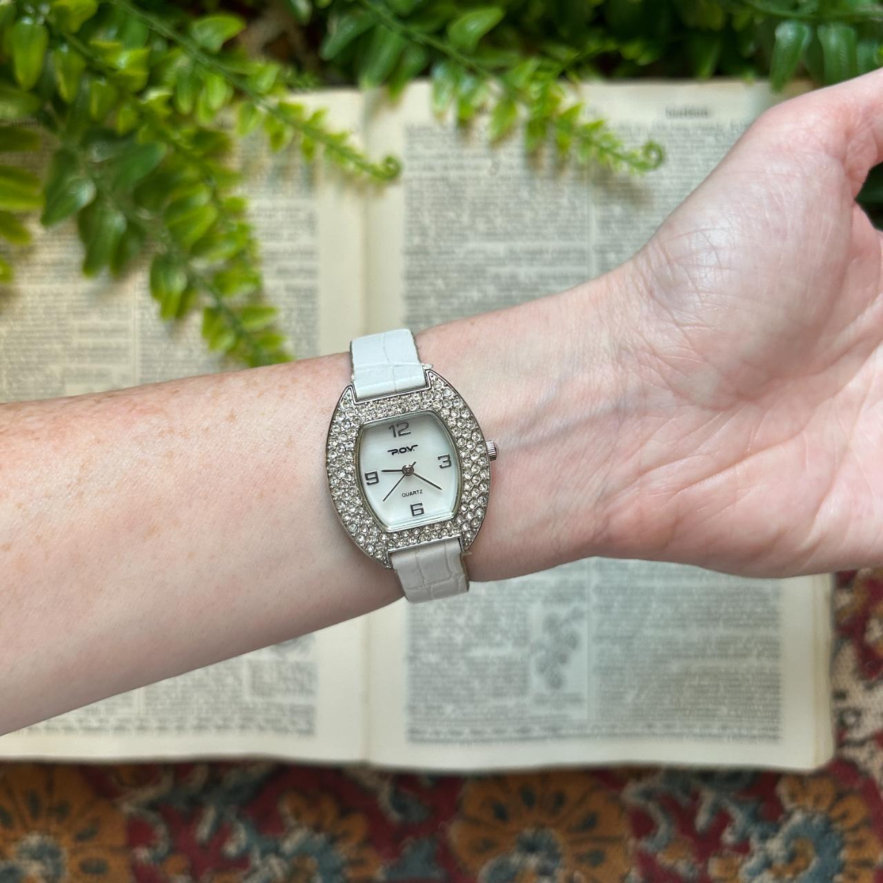 Womens chunky sale silver watch