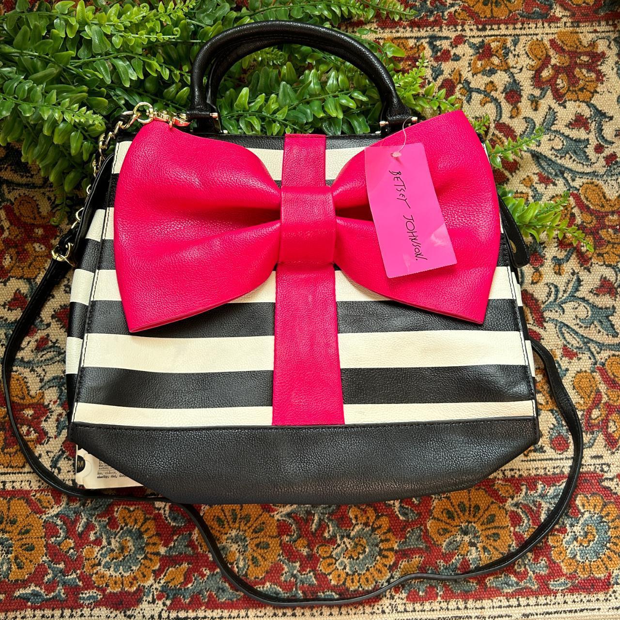 Large betsey johnson purse online