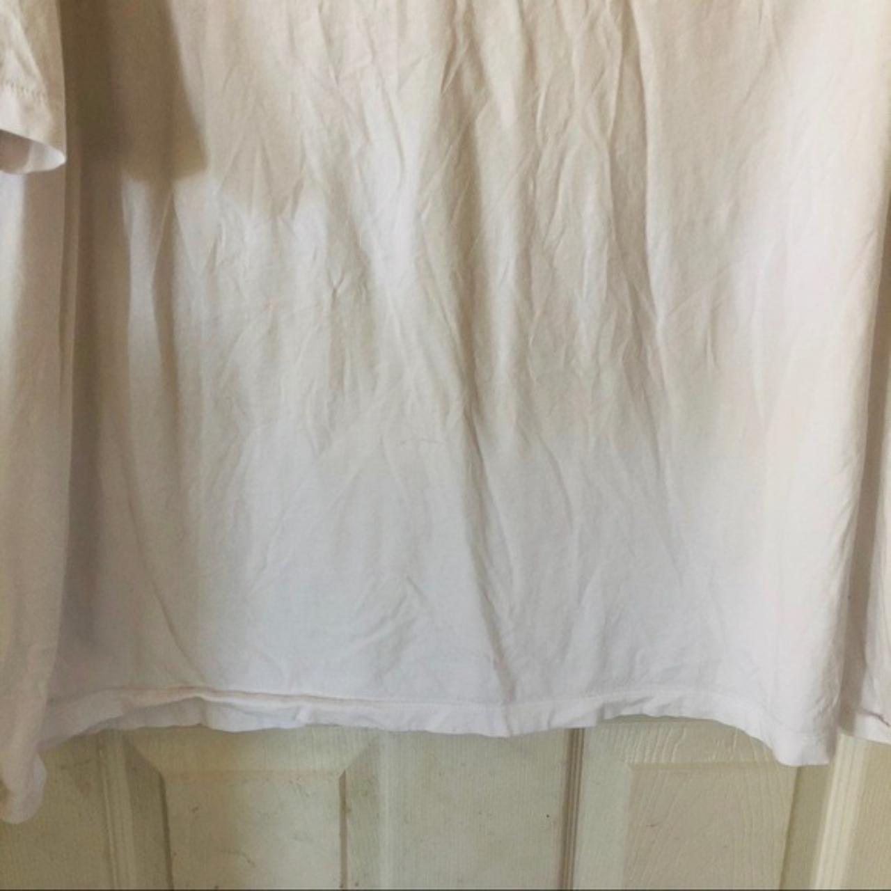 ROUNDTREE & YORKE soft wash white crewneck top - Depop