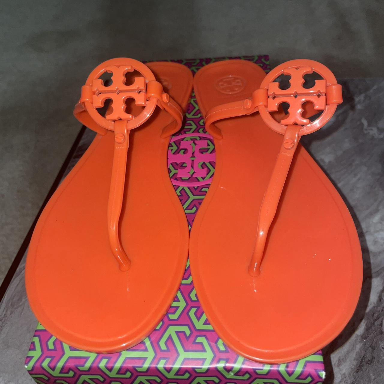 Tory burch women's mini online miller flat thong sandals