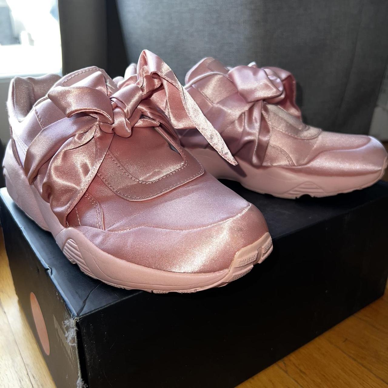 PUMA Bow Sneaker Fenty by Rihanna Size 6.5 In good. Depop