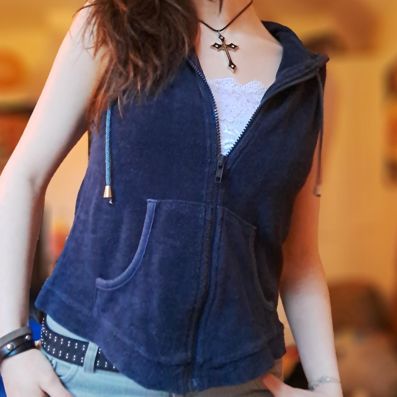 item listed by 4jodie44