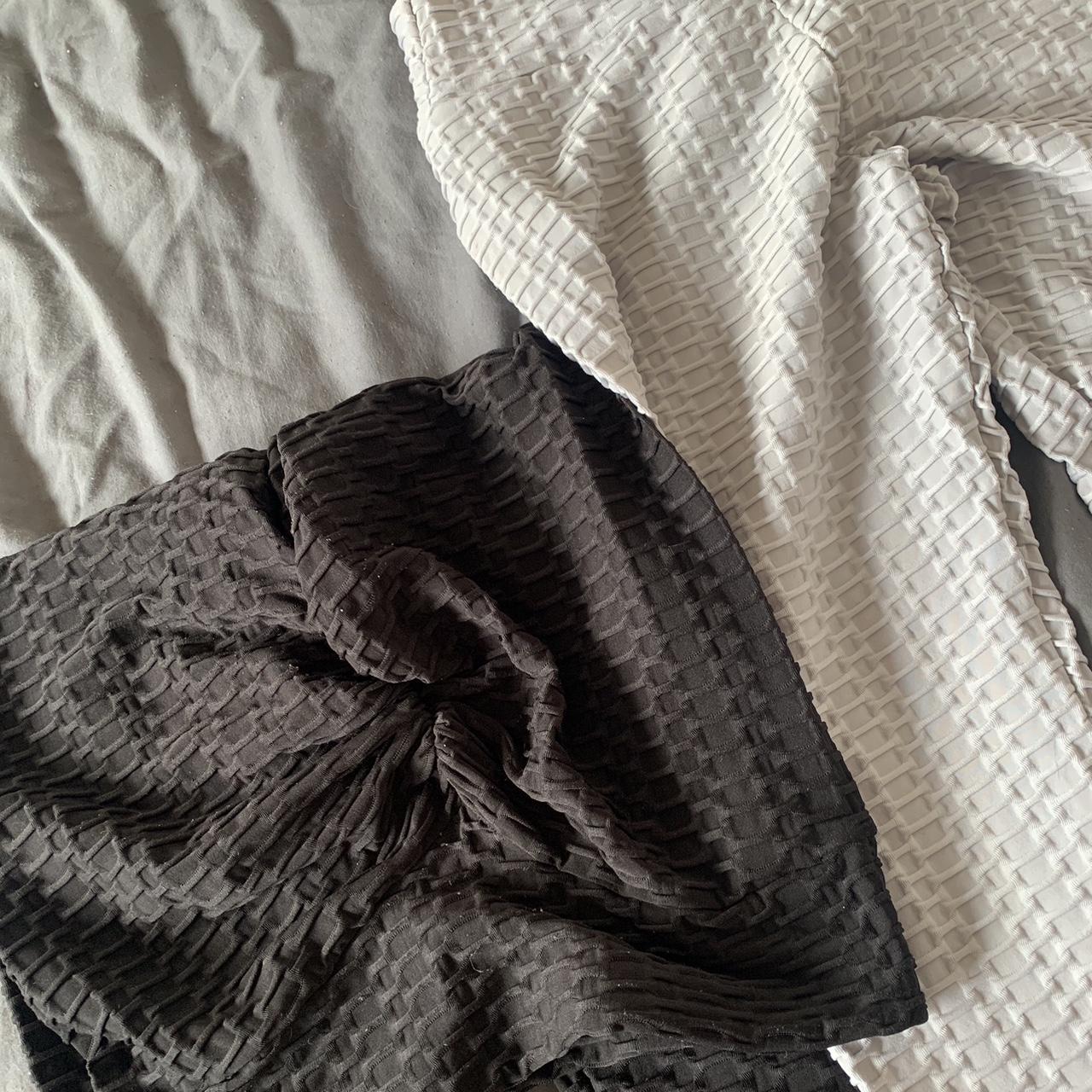 Black and grey scrunch leggings worn maybe twice in... - Depop