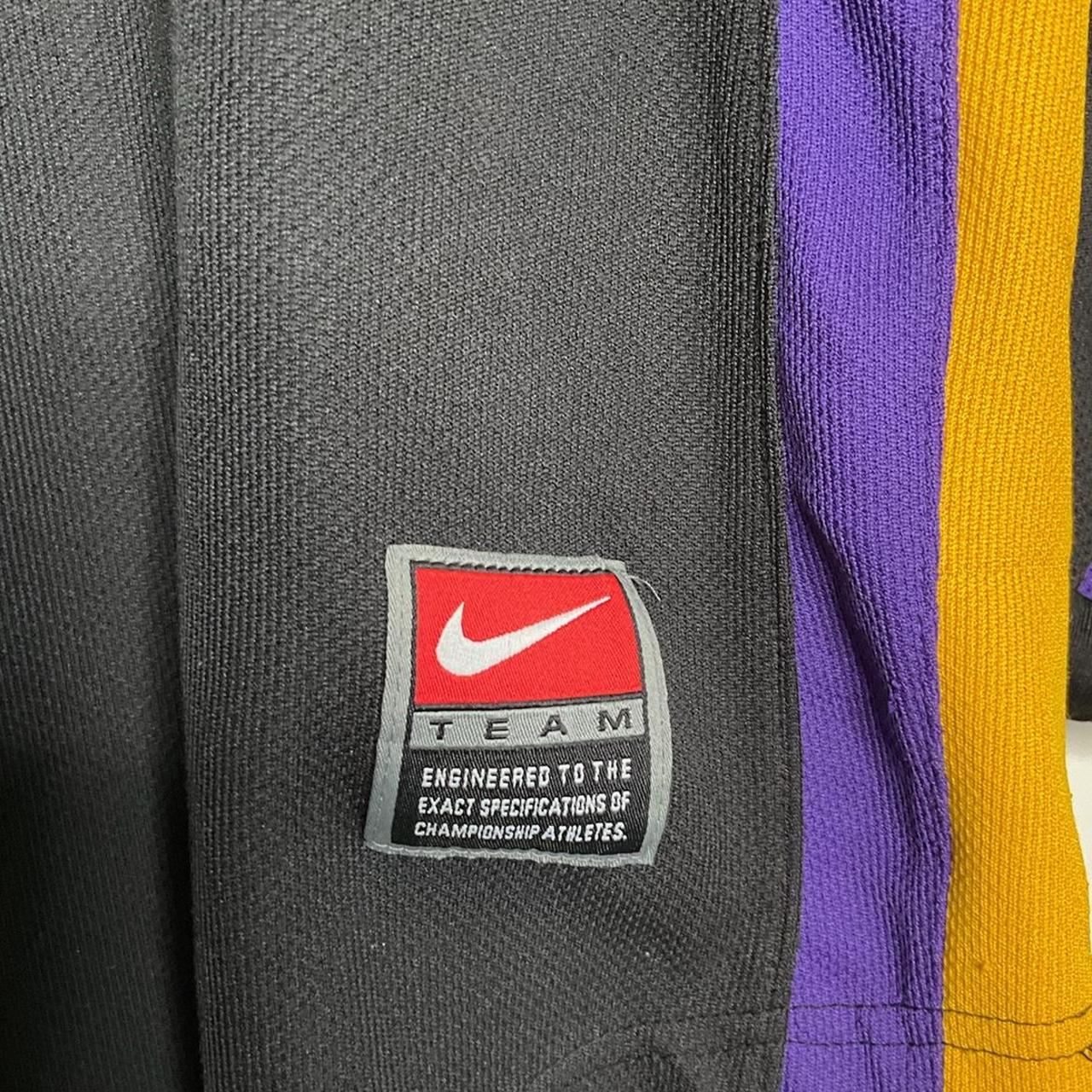 Vintage Nike Lakers Crewneck Sweatshirt Size XL - Depop