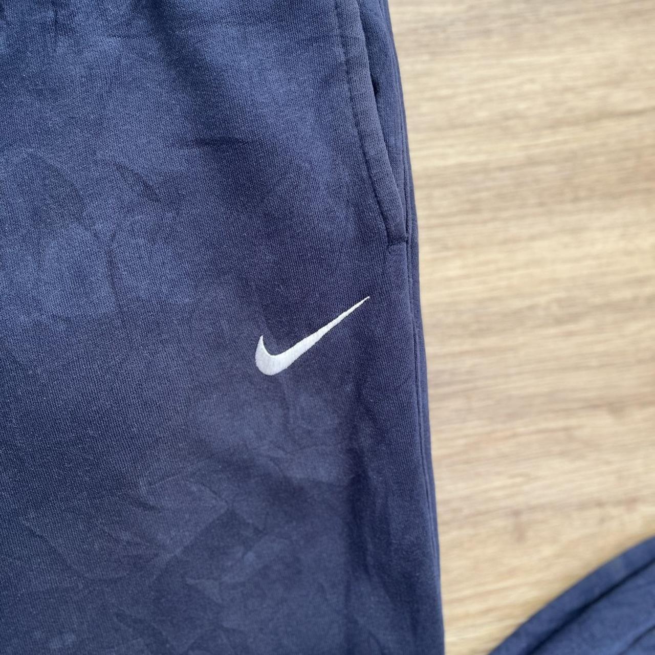 Navy Nike Joggers 📦 FREE SHIPPING 📐LABEL SIZE L... Depop