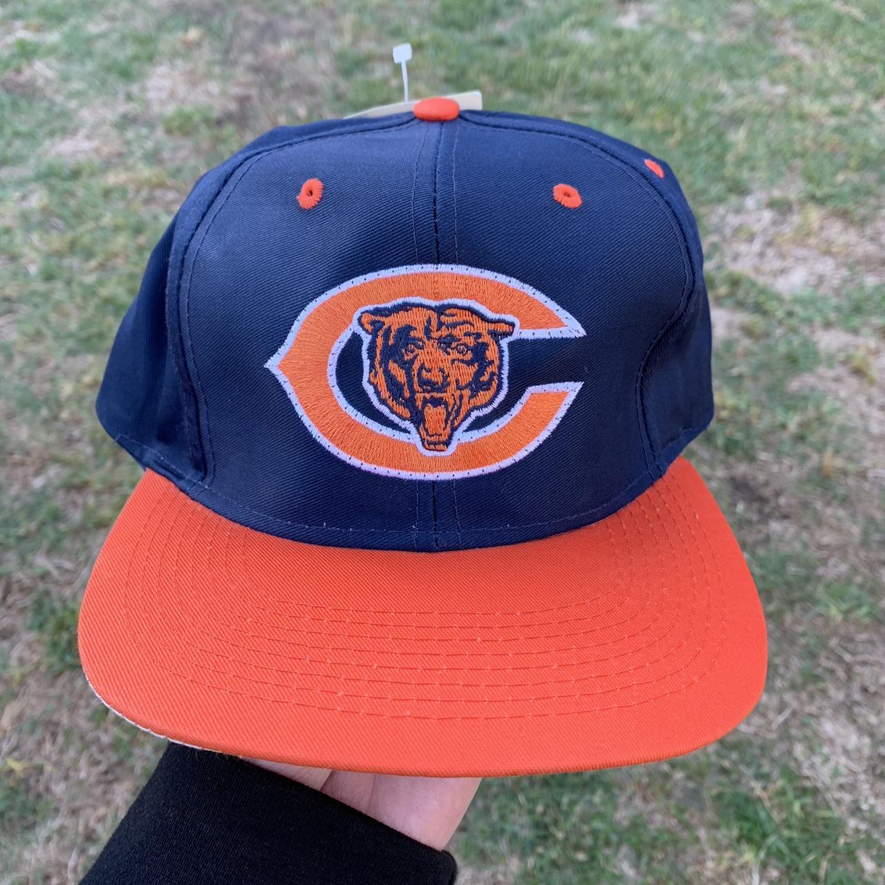 Chicago Bears this hat is in like new condition - Depop