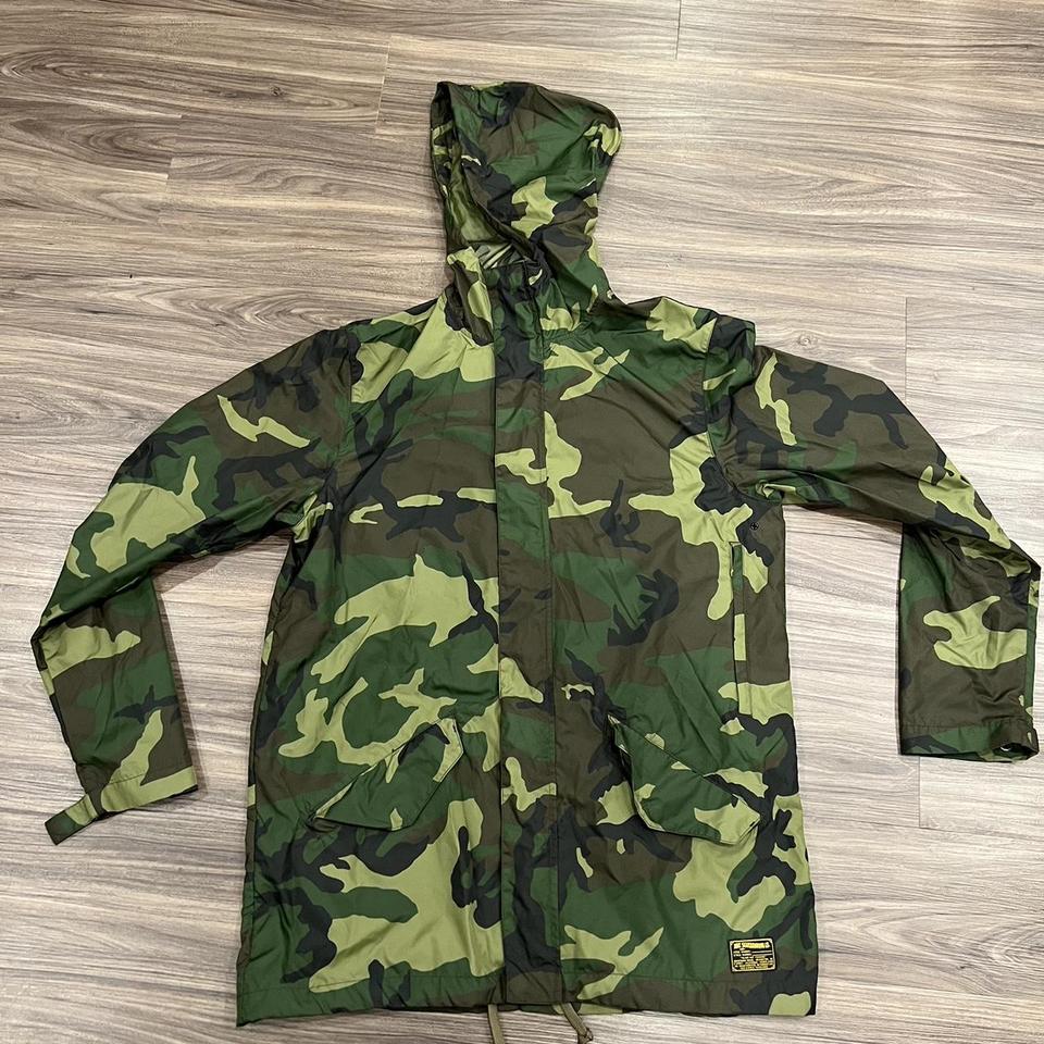 Nike SB Rain jacket camo #nikesb #nike #rainjacket - Depop