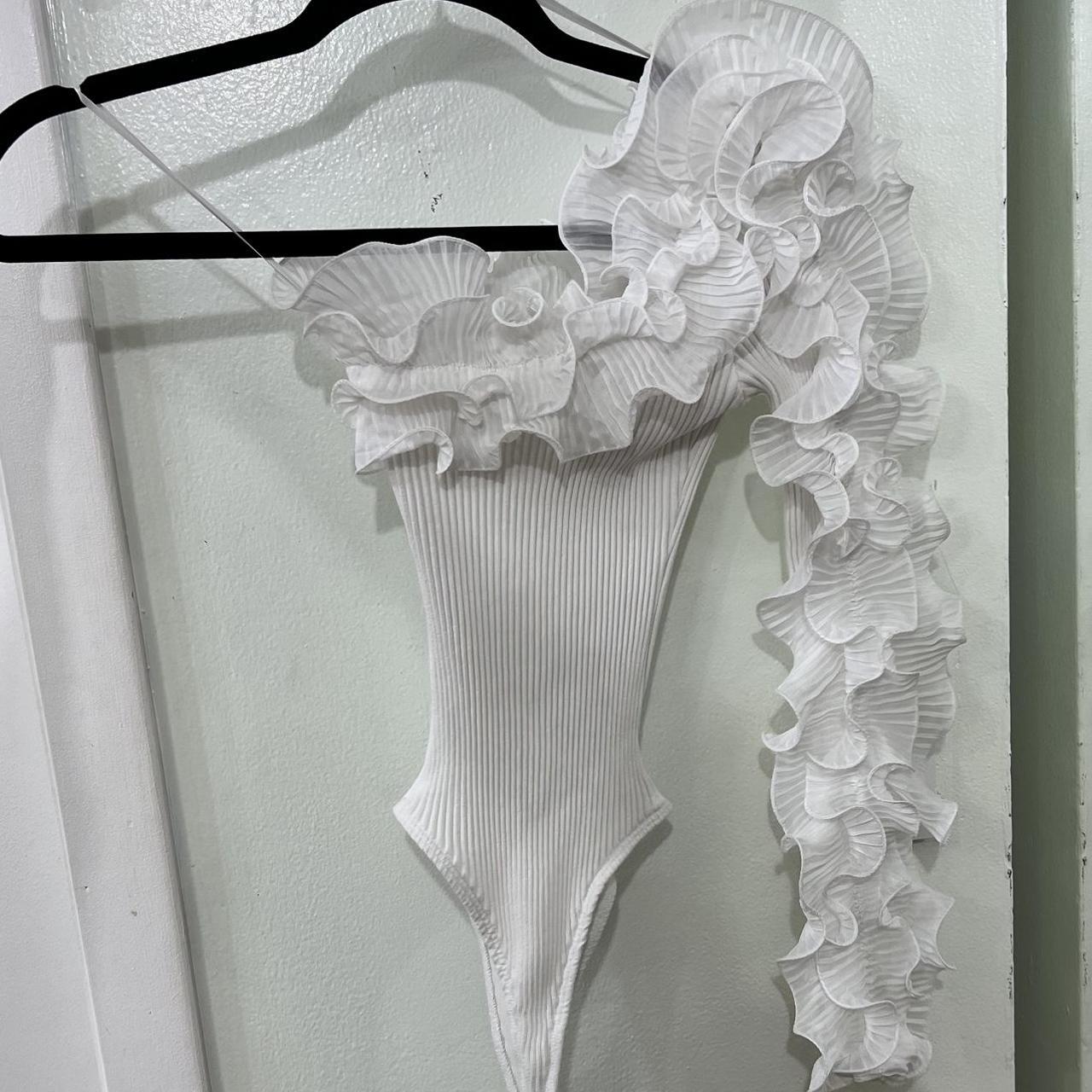 Zara Women's White Bodysuit Depop