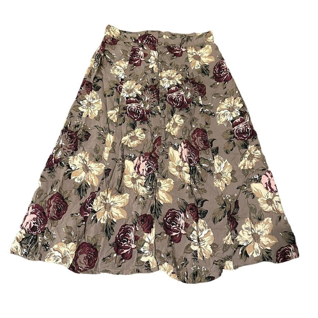 Sag Harbor Women's Green and Burgundy Skirt | Depop