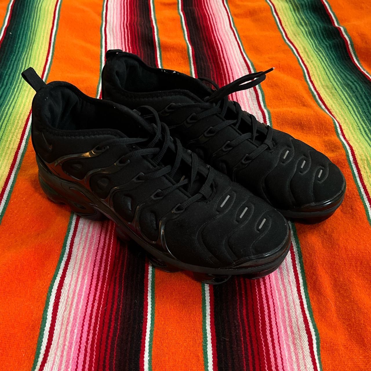 vapor max nike all black