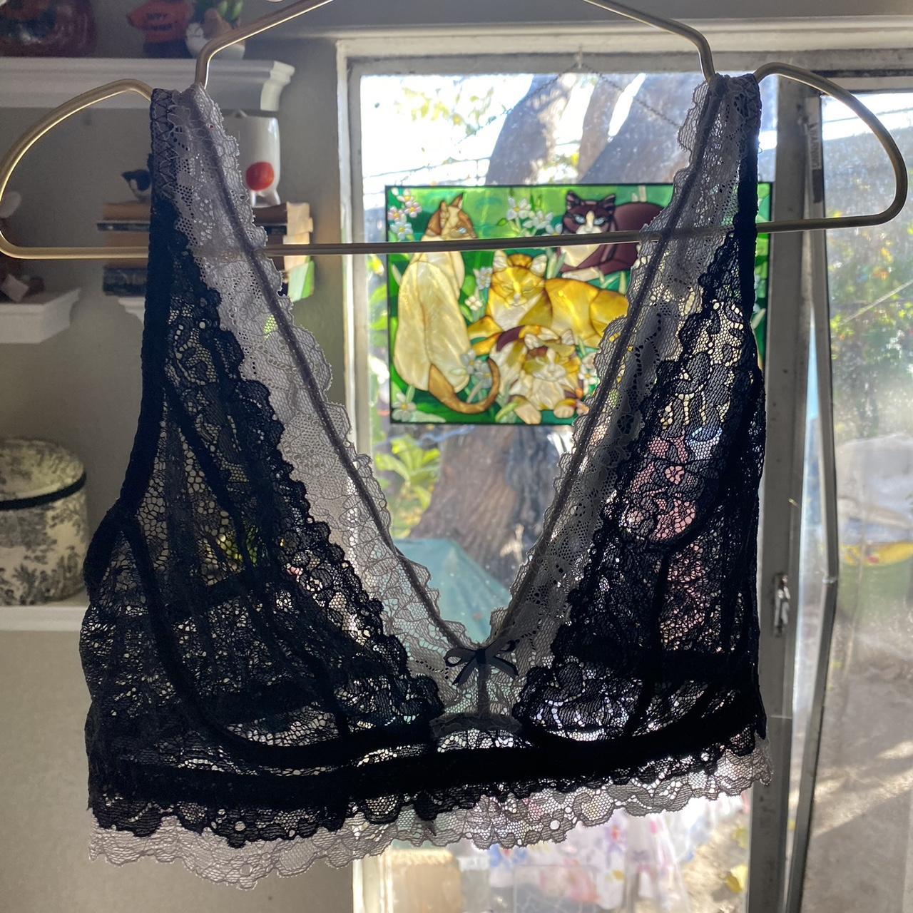 Intimissimi Women's Grey and Black Bra (2)