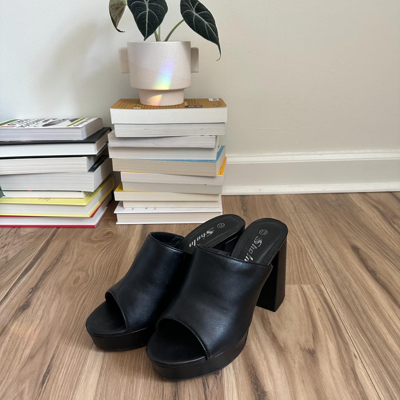 SHEIN Women's Black Mules Depop