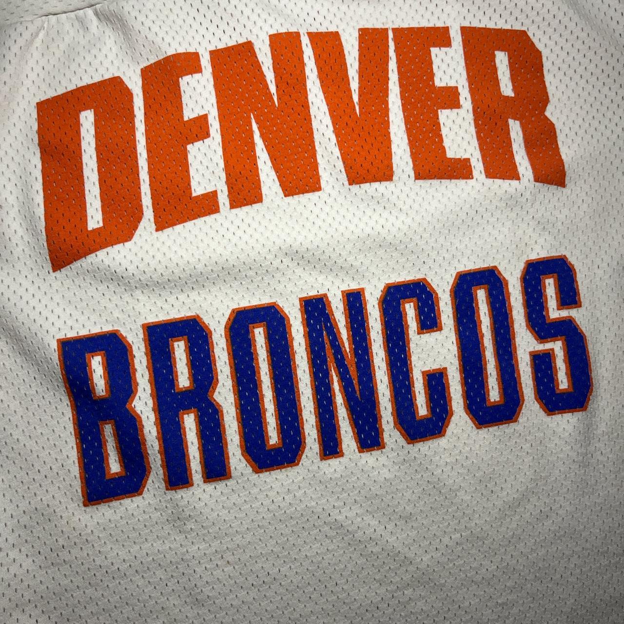 Vintage 90s Denver broncos nfl logo 7 graphic print - Depop