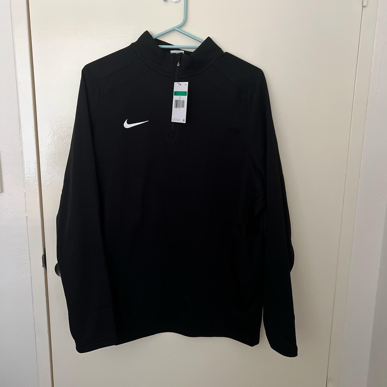 Men’s Nike black Long sleeve size XL - Depop