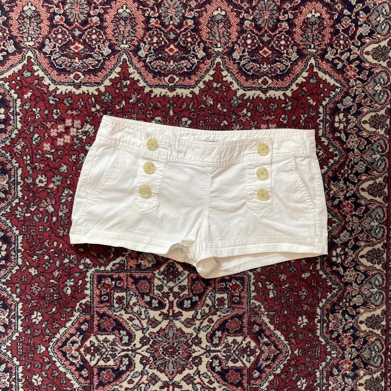 item listed by avabri