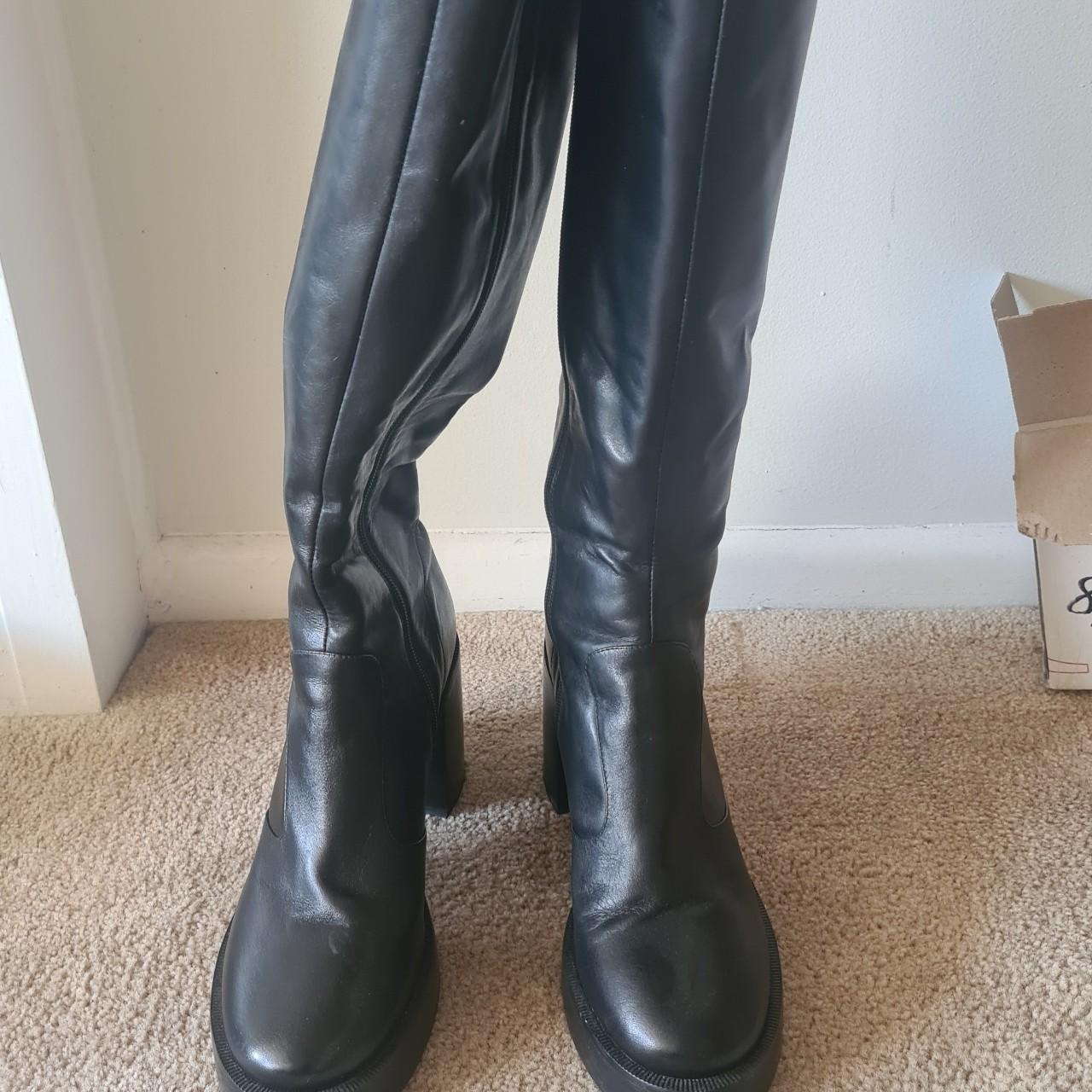 GORGEOUS Tony and Bianco Knee high platform boots.... - Depop