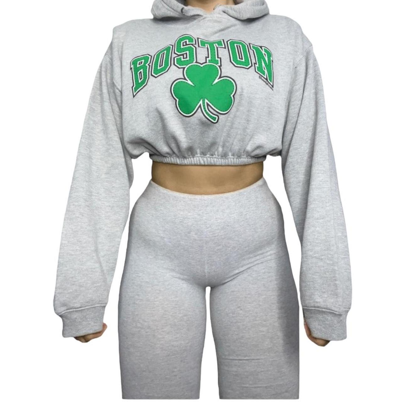 Boston Cropped Pullover