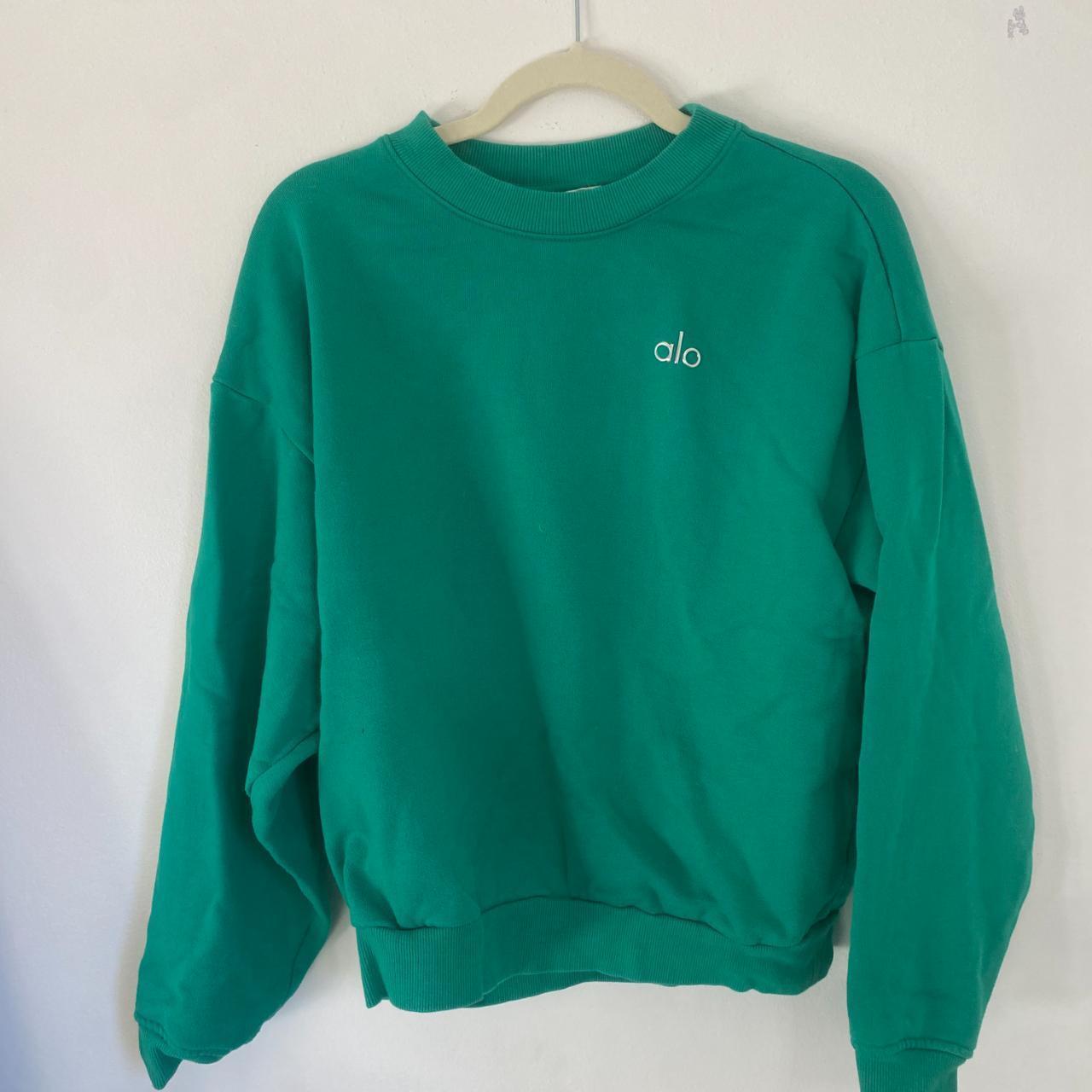 Limited edition green Alo Yoga crew neck sweatshirt.... - Depop