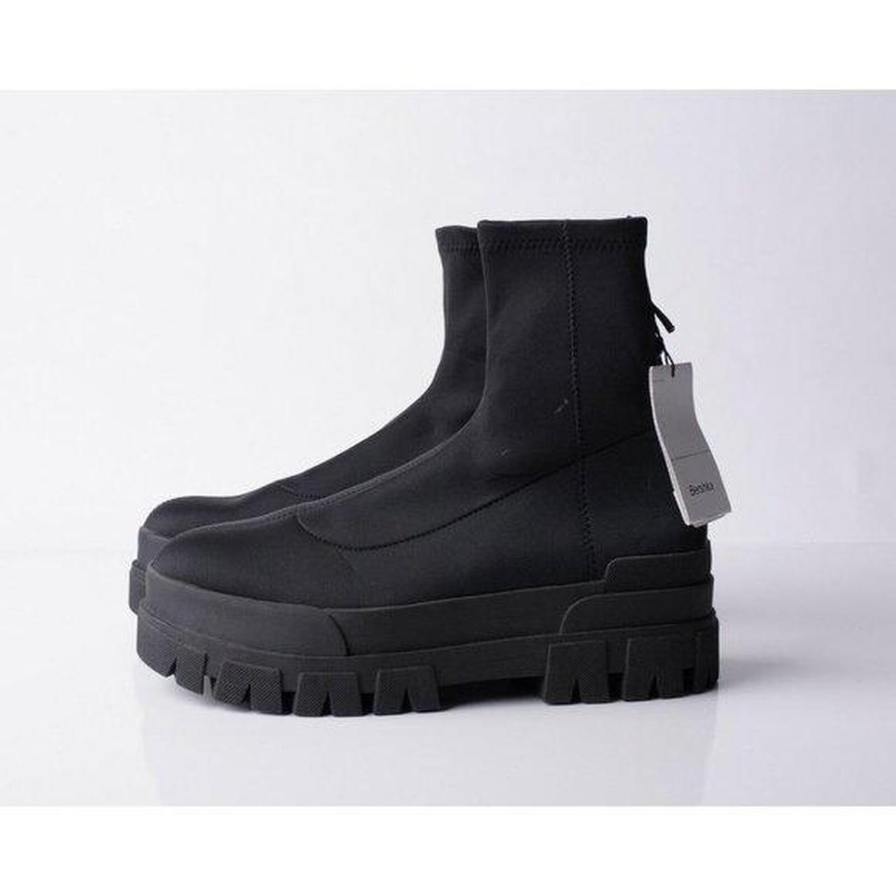 bershka boots turkey