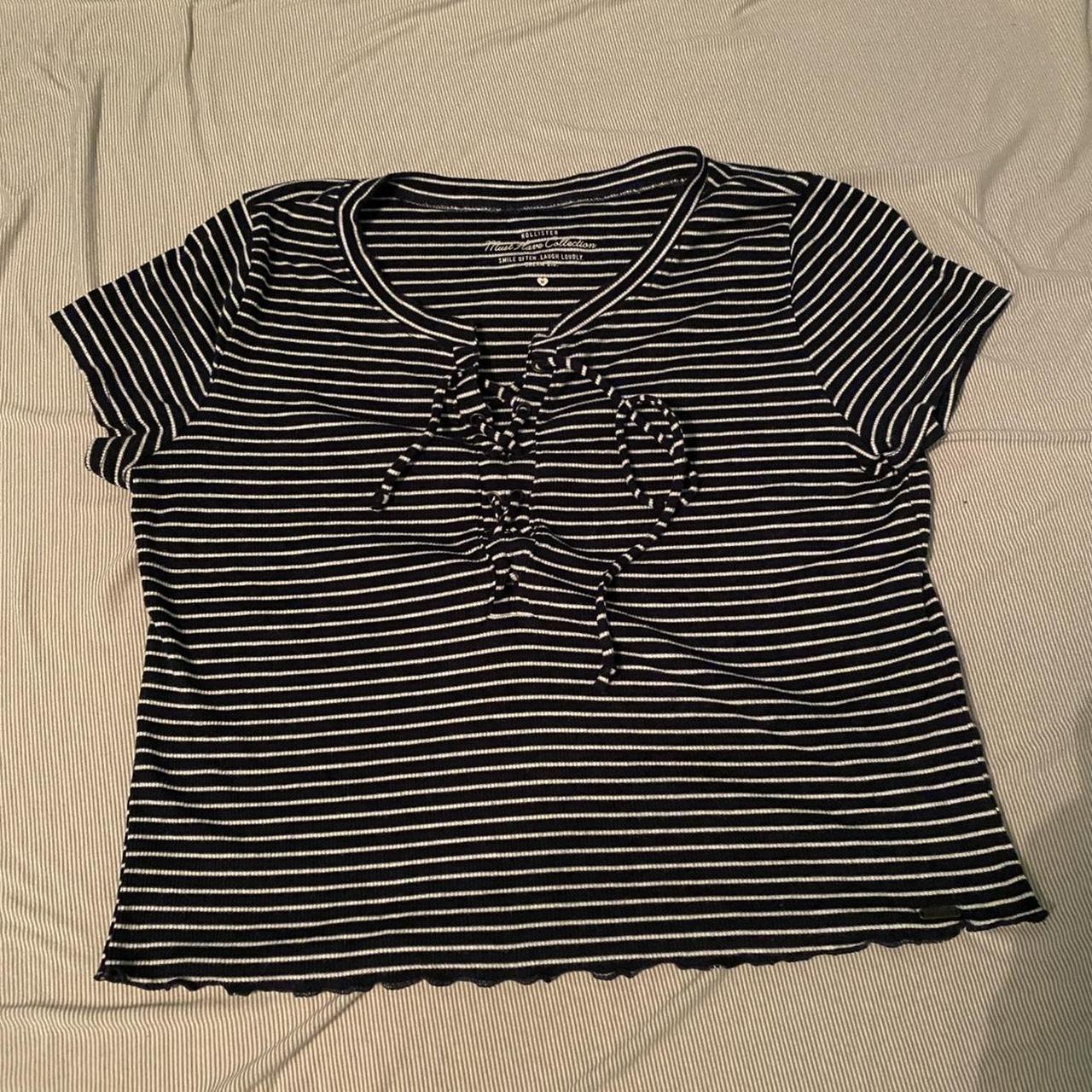 This is a shirt from Hollister Women's size - Depop